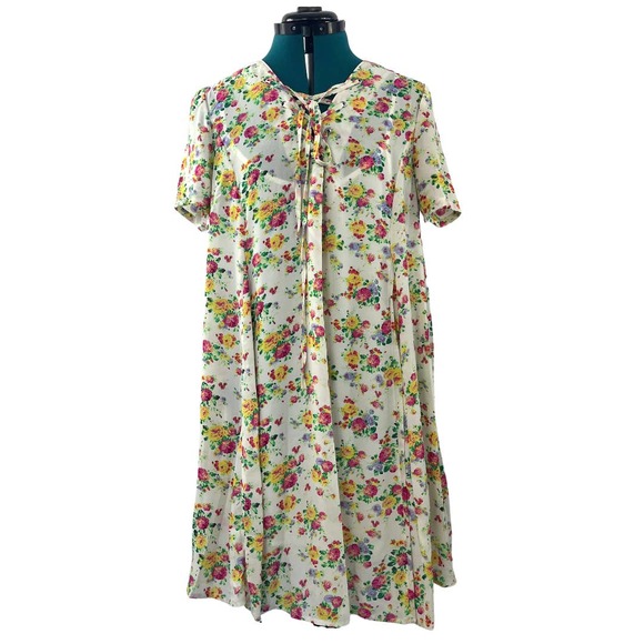 Cy Fashion (M) Floral Shift Dress - Picture 1 of 9